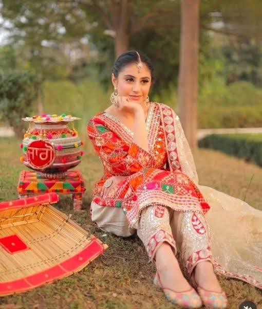 Phulkari & Tussar